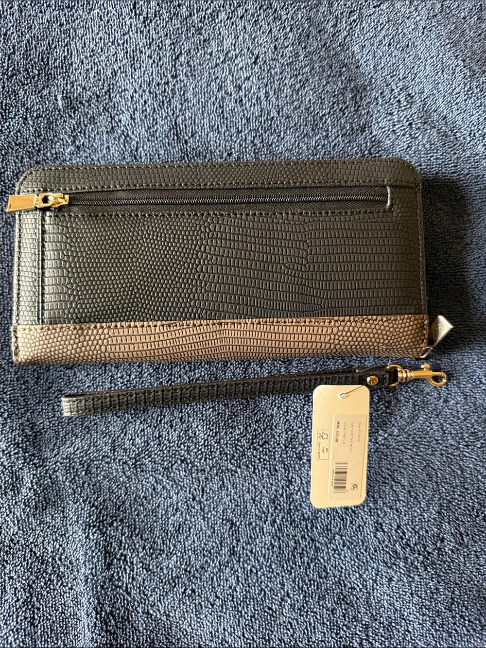 Guess Black/Tan Textured Zip-Around Wristlet - Picture 4 of 6